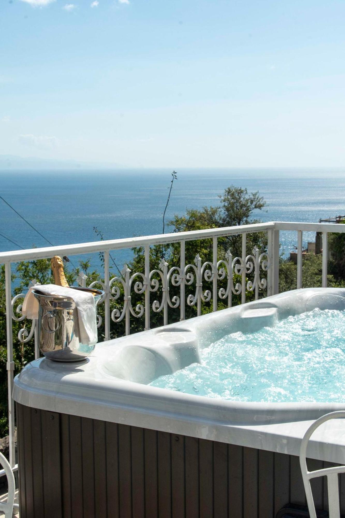 Dream View Suites Taormina Eksteriør bilde